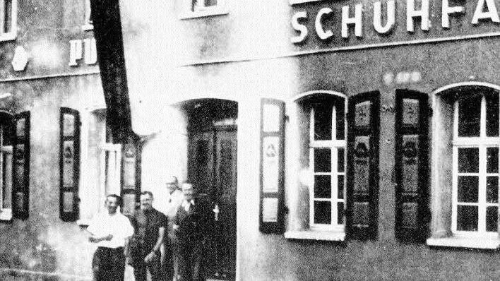 Ein Bild der Puma-Schuhfabrik aus den Anfangsjahren