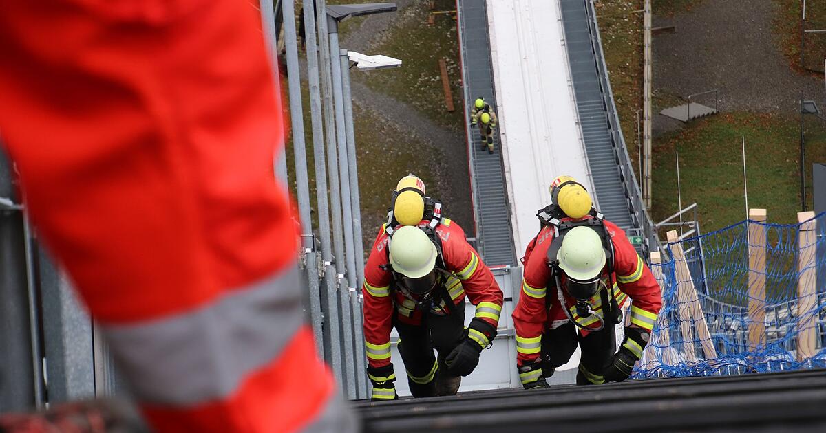 Ski jump race in Oberstdorf: Firefighter dies in 'tragic accident'