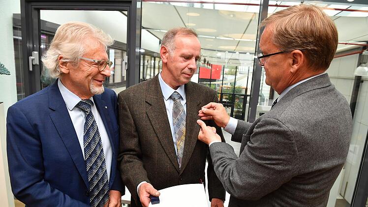 Verleihung der Bürgernadel am 11. Juli im Tagungsraum der Mediengruppe Oberfranken. Foto: Ronald Rinklef