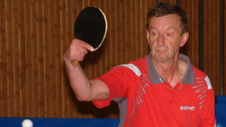 Der Ex-Nordhalbener Rolf Eberhardt vom TTC Tiefenlauter gewann in der AK 60 Gold im Doppel und Bronze im Einzel.