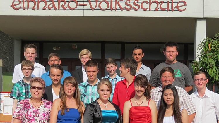 Die letzte Abschlussklasse, bevor das Schulhaus in Euerdorf schließt.