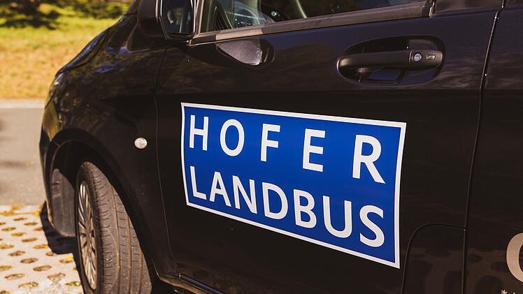 Hofer Landbus fährt jetzt in 10 weiteren Gemeinden - diese Haltestellen werden bedient