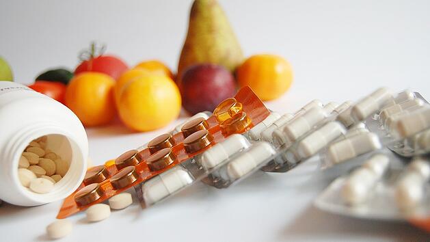 Vitamin D und Vitamin B12: Nahrungsergänzungsmittel