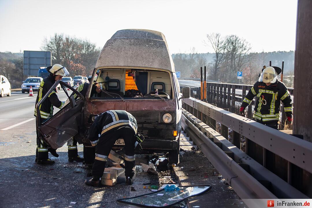 Serienunfall auf A3 bei Heßdorf -zwei Frauen verletzt
