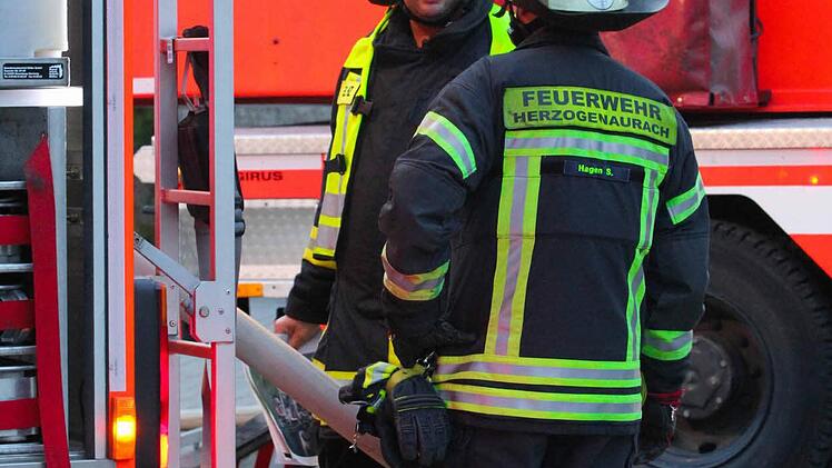 Feuerwehr-Großalarm in Steinbach Foto: Andreas Brandl