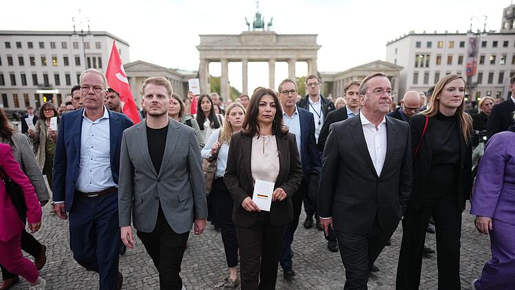 Konstituierende Landtagssitzung in Sachsen-Anhalt - Berlin