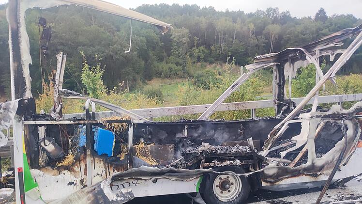 Coburger Ladenbetreiber bangt um Existenz - Feuer auf A73 macht alles zunichte