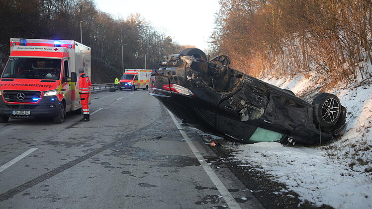 Vier Verletzte bei Unfall bei Ansbach