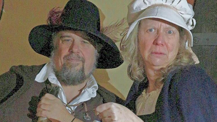 Vinzent wird von seiner Ehefrau Kuni unterst&uuml;tzt.