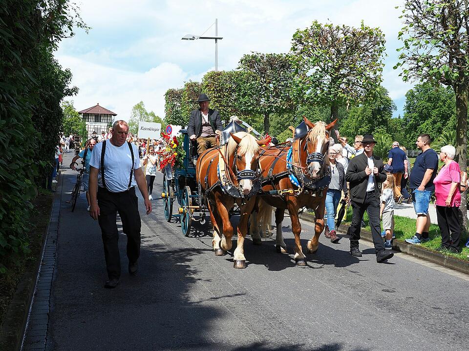 Großer historischer Festzug durch Bad Kissingen!