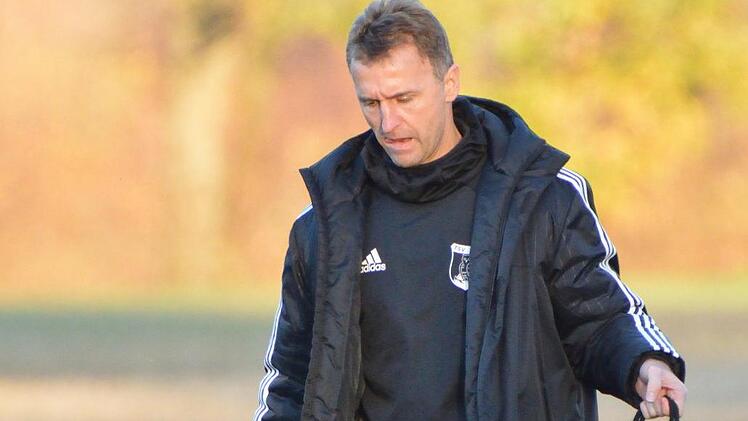 Trainer Michael Backert muss beim TSV Marktzeuln seine Sachen packen.  Foto: Gunther Czepera