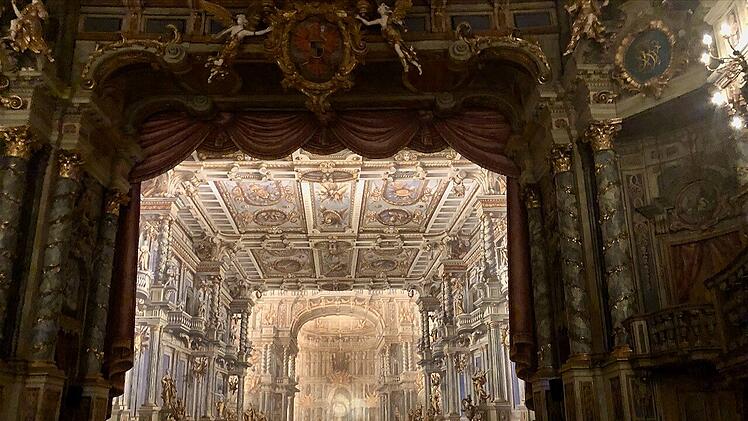 Die barocke Bühne des Bayreuther Theater war eine der größten ihrer Zeit.