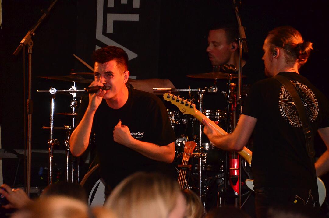 Party mit der Band "CAVELAND"