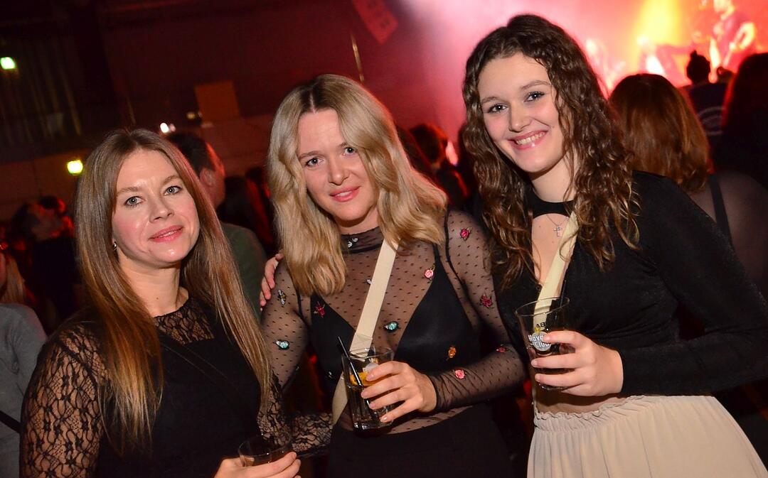 Mit ALLSTAR live auf der B&uuml;hne und Ph&auml;t J&auml;nnys H&ouml;use als Vorband!