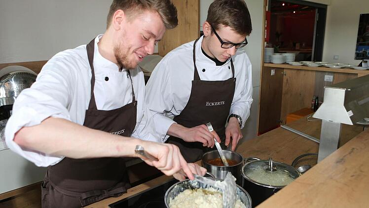 Front-Cooking im Loungenbereich