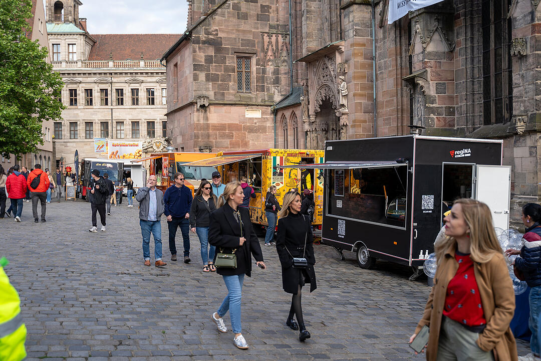 Nürnberg erstrahlte in BLAU.