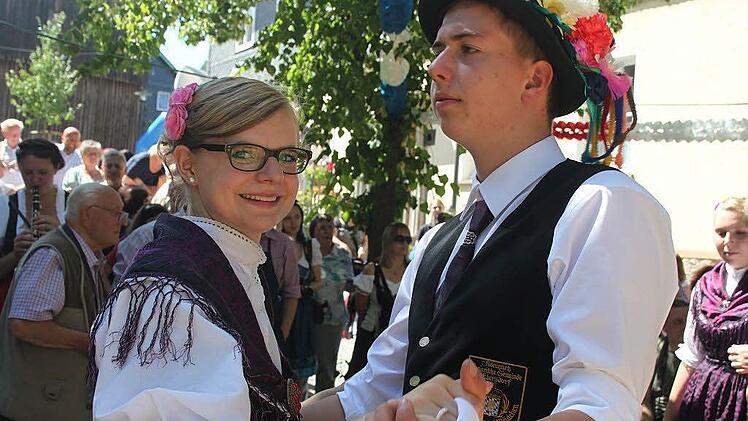 Ebersdorfer Kirchweih-Tanzpaar Foto: Veronika Schadeck