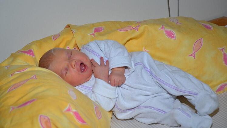 Emma erblickte am Tag der Wiedereröffnung der geburtshilflichen Abteilung das Licht der Welt. Foto: Karl-Heinz Hofmann