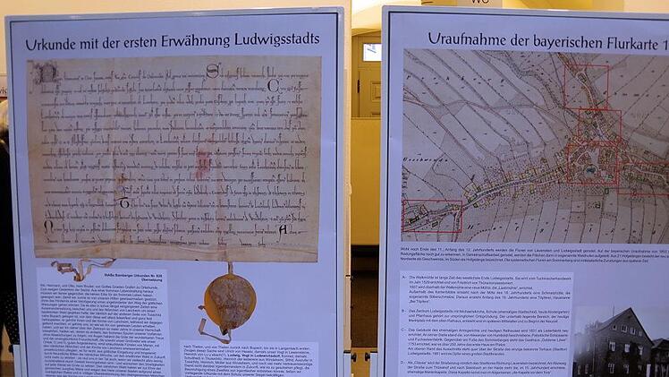 Tafeln der Sonderausstellung "750 Jahre - Streiflichter der Geschichte der Stasdt Ludwigsstadts"Heike Schülein
