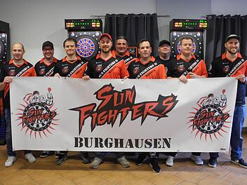 Unser Bild zeigt die "Sunfighters" mit (von links) Matthias Schmitt, Steffen Büscher, Tobias Bach, Martin Schmitt, Christian Pfisterer, Markus Back, Armin Schmitt, Jochen Bach und Sebastian Fröhlich. Foto: ssp