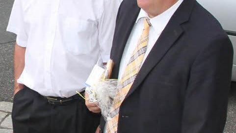 Auch Landrat Klaus Peter Söllner hatte ein "Täschla" mitgebracht.