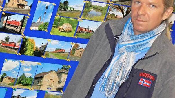 Matthias Höher vor einer der elf Ausstellungswände mit rund 400 Bildern im Ebensfelder Rathaus. Jeden Donnerstag ist der Fotograf und Chronist von 17 bis 18 Uhr vor Ort, um mit Interessierten über die Ebensfelder Eisenbahngeschichte zu plaudern. Fotos: Matthias Einwag