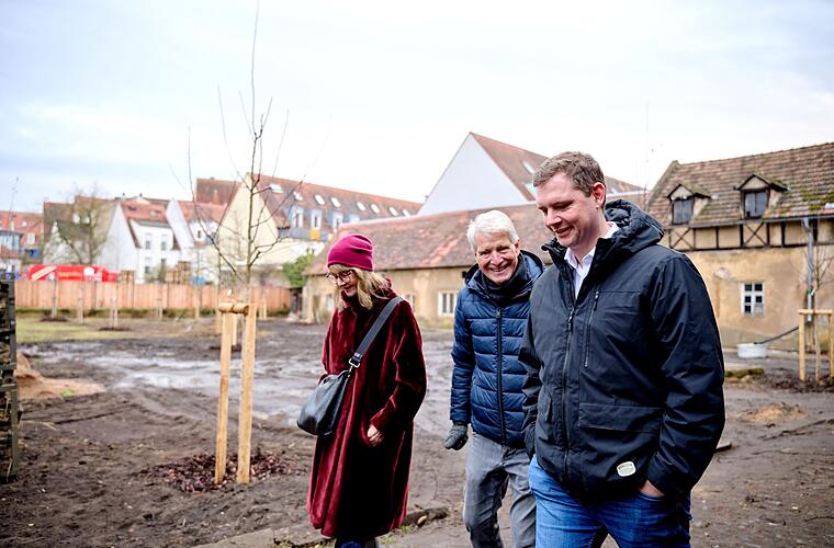 Bamberg: Neue Streuobstwiese im Gärtnerviertel gepflanzt