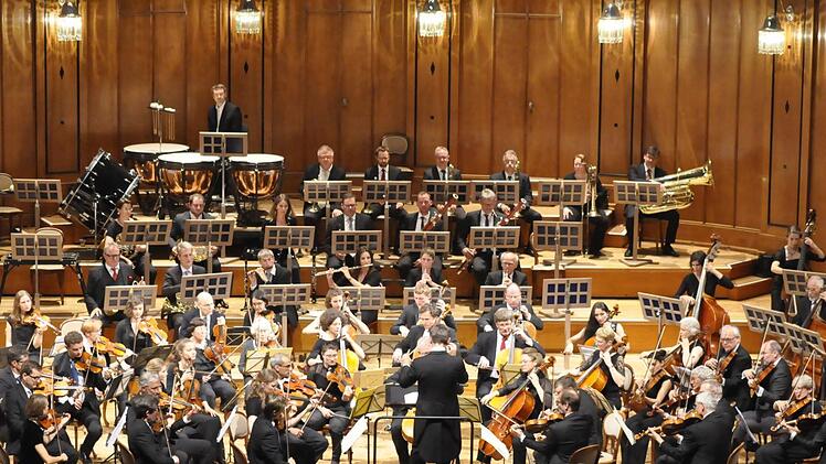 Über 25 Mal war das Bayerische Ärzteorchester seit 1985 im Regentenbau zu Gast.  Foto: Peter Klopf