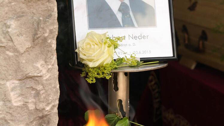 26.06.2015: Beisetzung von Altlandrat Herbert Neder in Oberthulba. Foto: Paul Ziegler