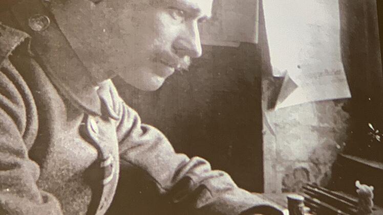 Vor exakt 100 Jahren hob Friseurmeister Georg Ploner mit 22 Genossen die SPD Stadtsteinach aus der Taufe. Doch Ploners Friseurgesch&auml;ft wurde boykottiert, deshalb trat er bald zur&uuml;ck. Foto: privat