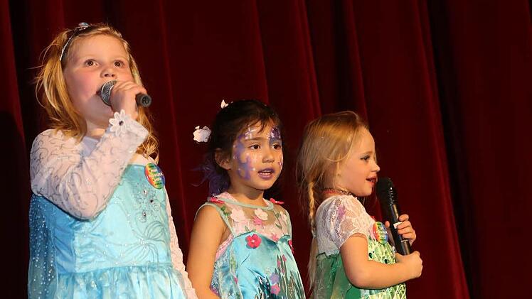Impressionen vom Kulmbacher Kinderfasching in der Dr.-Stammberger-Halle Foto: Barbara Herbst