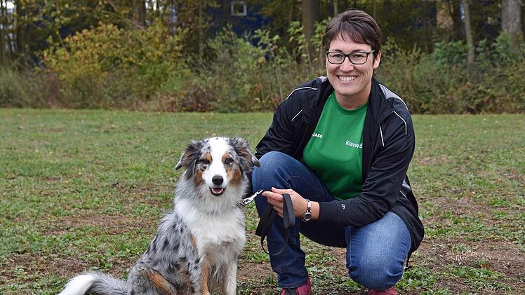 Karin Krauser aus Oberhohenried, Mitglied beim Verein für Hundesport Wonfurt, nimmt schon seit 2004 an Turnieren teil. Heuer führte sie ihre neue Hündin "Flocke" erfolgreich zur Begleithundeprüfung und nahm am Shorty ohne offizielle Wertung teil.