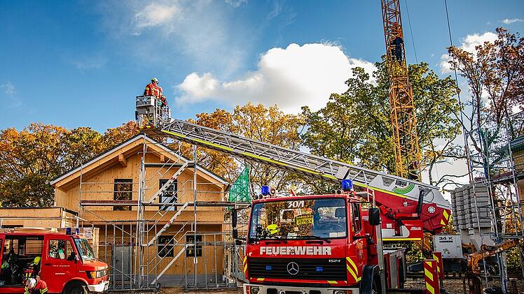 Uttenreuth: Feuerwehrler absolvieren Lehrgang "Absturzsicherung" - "Ausbildung unumgänglich"