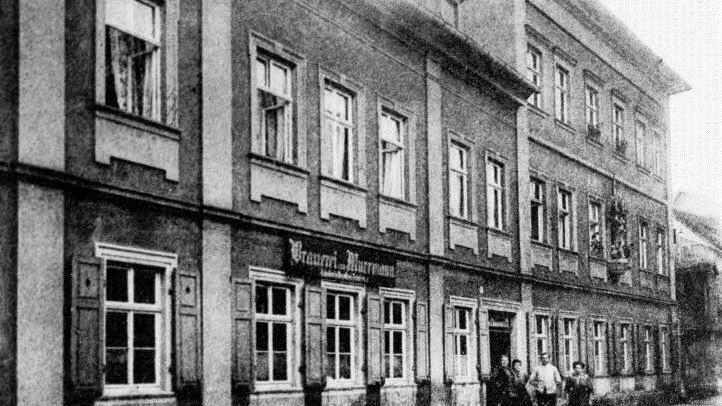 Die Brauerei am Jakobsberg (7 - 11) auf einer historischen Aufnahme von Hans Mayer Foto: Hans Mayer