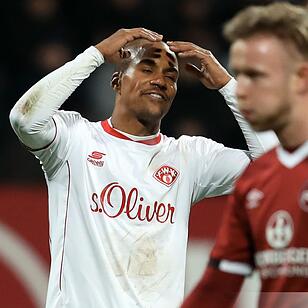 Club vs. Kickers: Das Frankenduell in Bildern