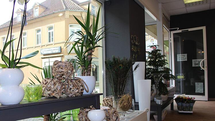 Seit November 2018 befindet sich eine Filiale des hessischen Blumenhändlers Fabo Flowers in der Ludwigstraße 35. Foto: Julia Raab