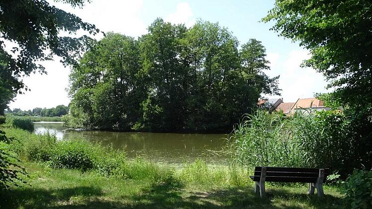 Mit einer Sichtachse durch die Insel wäre die Kirche zu sehen.