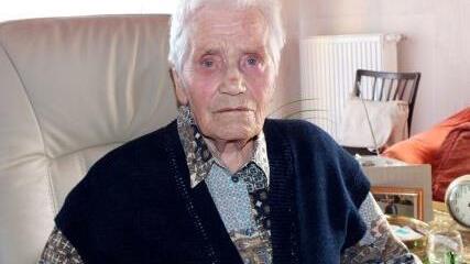 Gertraud Markfelder beging ihren 95. Geburtstag.   Foto: Alfons Beuerlein