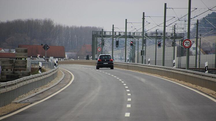 Die Straße zwischen Zapfendorf und Ebing soll noch verbreitert werden.Tobias Kindermann