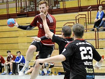 Philipp Wolf war auch gegen seinen Ex-Verein Bruck bester Schütze der TS Herzogenaurach. Die Gastgeber trafen aber häufiger.  Foto: herzopress