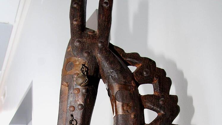Antilopenfigur aus Mali, sie wurden ursprünglich auf die Masken gesetzt  Foto: Richard Sänger