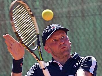 Der Redwitzer Martin Schöb hat mit sechs Siegen in acht Spielen bisher die beste Bilanz der STC-Herren 30.  Foto: Daniel Schöb