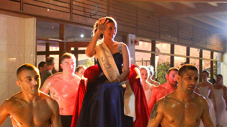 Bad Staffelstein: Obermain Therme bekommt neue Königin - Inthronisierung wird am Freitag gefeiert