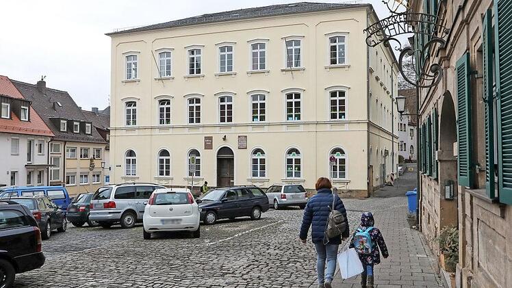 Die Bamberger Kaulbergschule (Bild) und ihre Außenstelle in Bug stehen im Zentrum einer möglichen Änderung der Schulsprengel im Berggebiet. Foto: Barbara Herbst