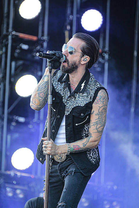 Rock im Park 2019: Die Country-Rocker von The BossHoss heizen der Menge ordentlich ein