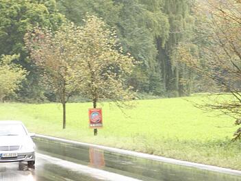 Eine Standtortprüfung muss auch für das an der Entlastungsstraße gelegene Grundstück "Lache" vorgenommen werden.