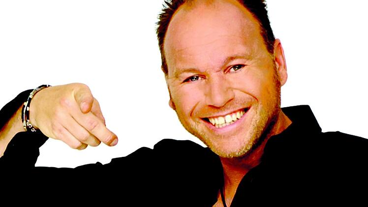 Olaf Henning ist ein Sp&auml;tz&uuml;nder des Schlagers, seine erste Single ver&ouml;ffentlichte er erst mit 30 Jahren.