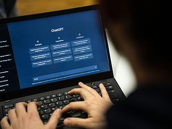 Bestärkte ChatGPT Teenager bei Suizid? Eltern entdecken Gespräche