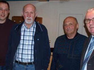 Bei der Versammlung der Eigenheimer von links 2. Vorsitzender Stefan Dacho, Elmar Weingärtner, Armin Fehr, Georg Grembler. Foto: Atzler