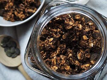 Nuss_Granola aus regionalen Zutaten